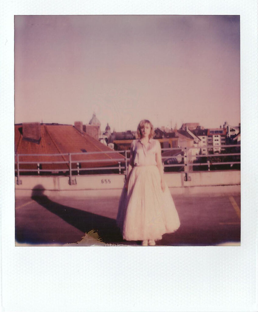 Eva Patricia Klosowski theimpossibleproject polaroid SX70